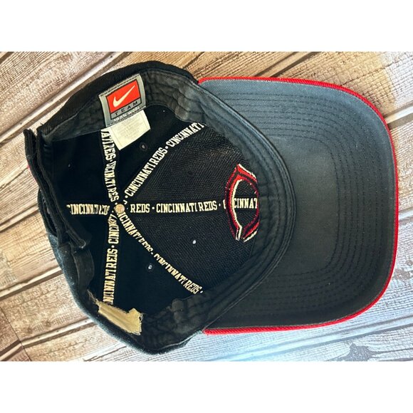 Cincinnati Reds Hat Cap Nike Team 100% Wool Mens Red Black Two Tone MLB Baseball - Picture 8 of 10
